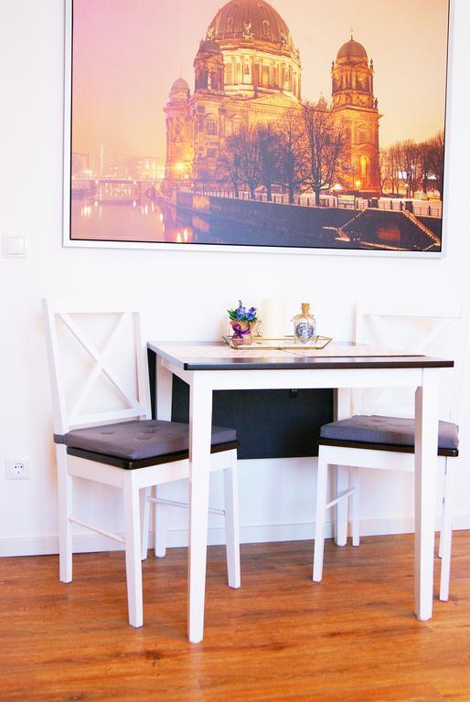 Apartments Rummelsburger Bucht Am Ostkreuz Βερολίνο Δωμάτιο φωτογραφία