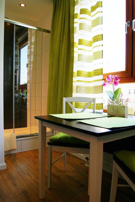 Apartments Rummelsburger Bucht Am Ostkreuz Βερολίνο Δωμάτιο φωτογραφία
