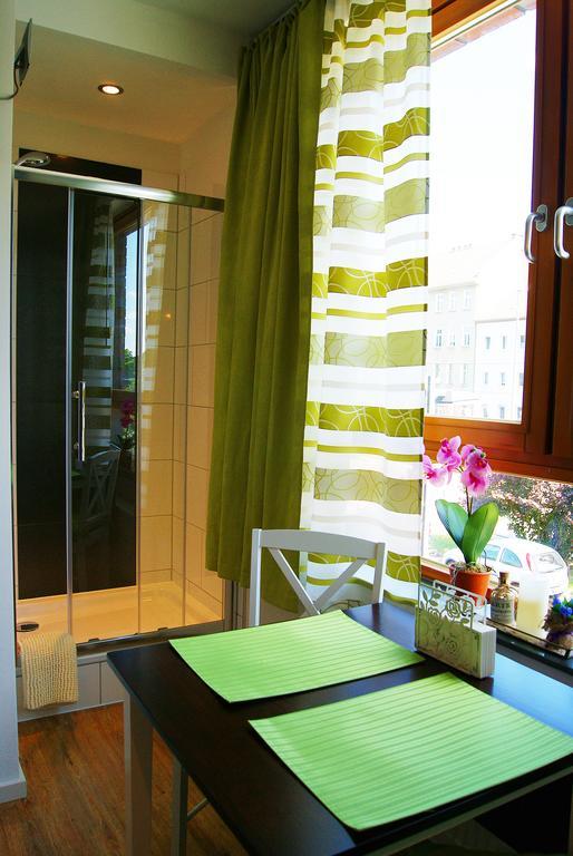 Apartments Rummelsburger Bucht Am Ostkreuz Βερολίνο Δωμάτιο φωτογραφία