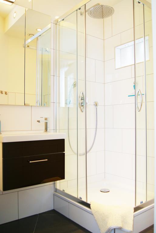 Apartments Rummelsburger Bucht Am Ostkreuz Βερολίνο Δωμάτιο φωτογραφία